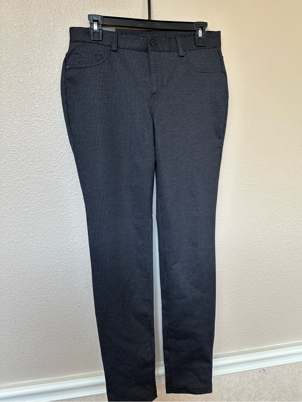 DKNY women’s dark grey houndstooth ponte pants jeans Size S